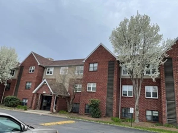 2 bed, 1 bath apartment for rent at 10 Longworth Ave Unit 24, Brockton — photo 1 of 34
