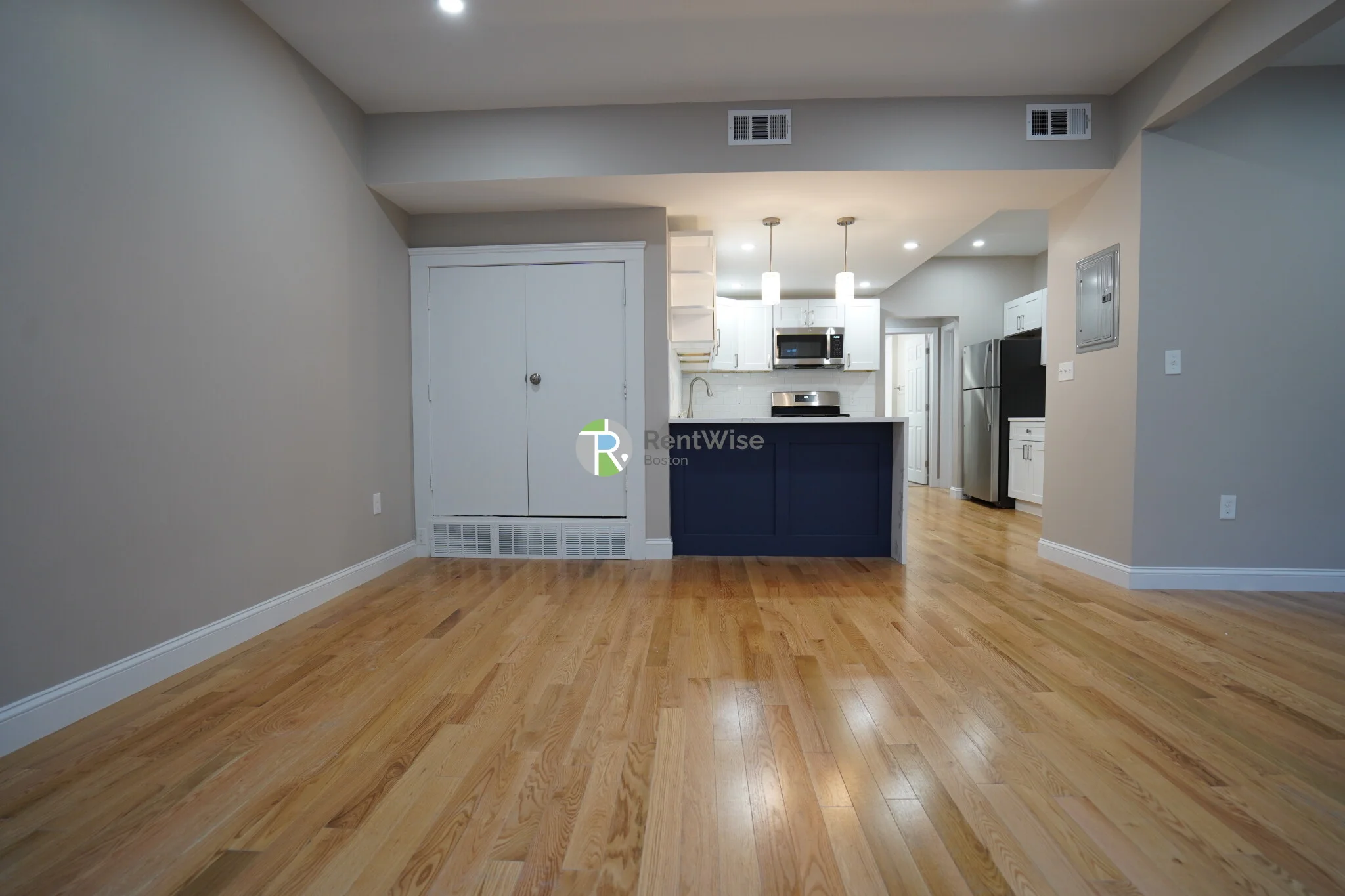 2 bed, 1 bath apartment for rent at 10 Lorraine Ter Unit 1, Allston — photo 4 of 18