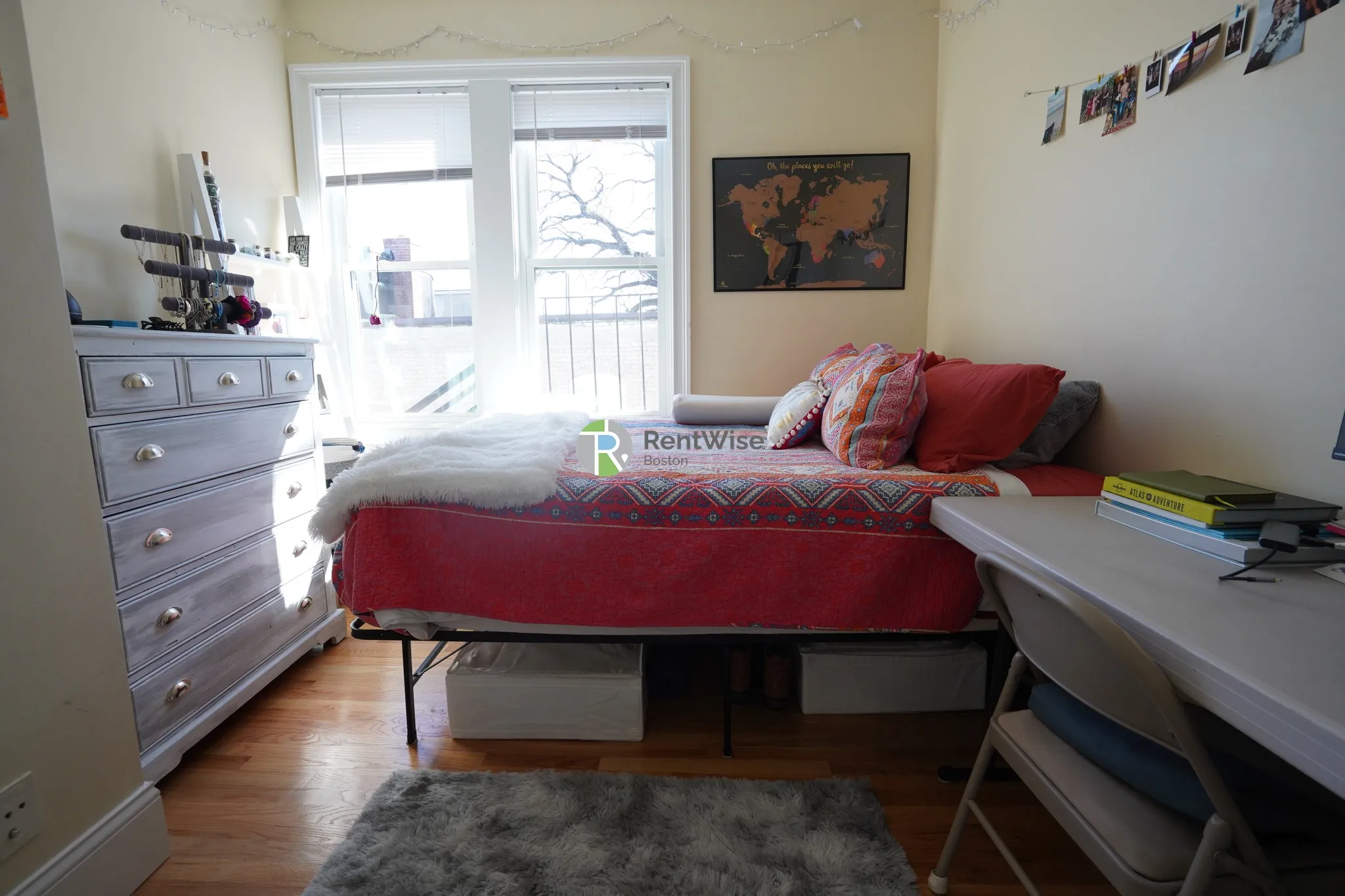 3 bed, 1 bath apartment for rent at 10 Lorraine Ter Unit 3, Allston — photo 15 of 20