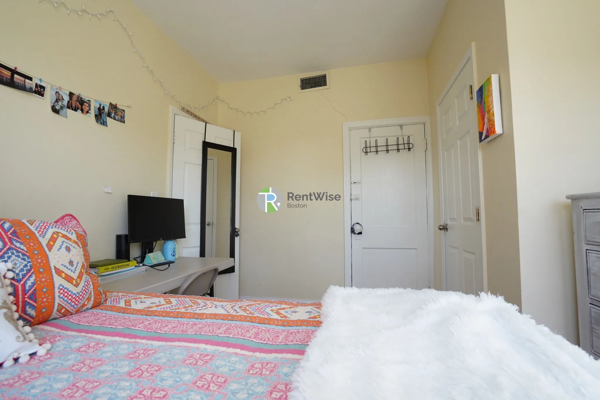 3 bed, 1 bath apartment for rent at 10 Lorraine Ter Unit 3, Allston — photo 17 of 20