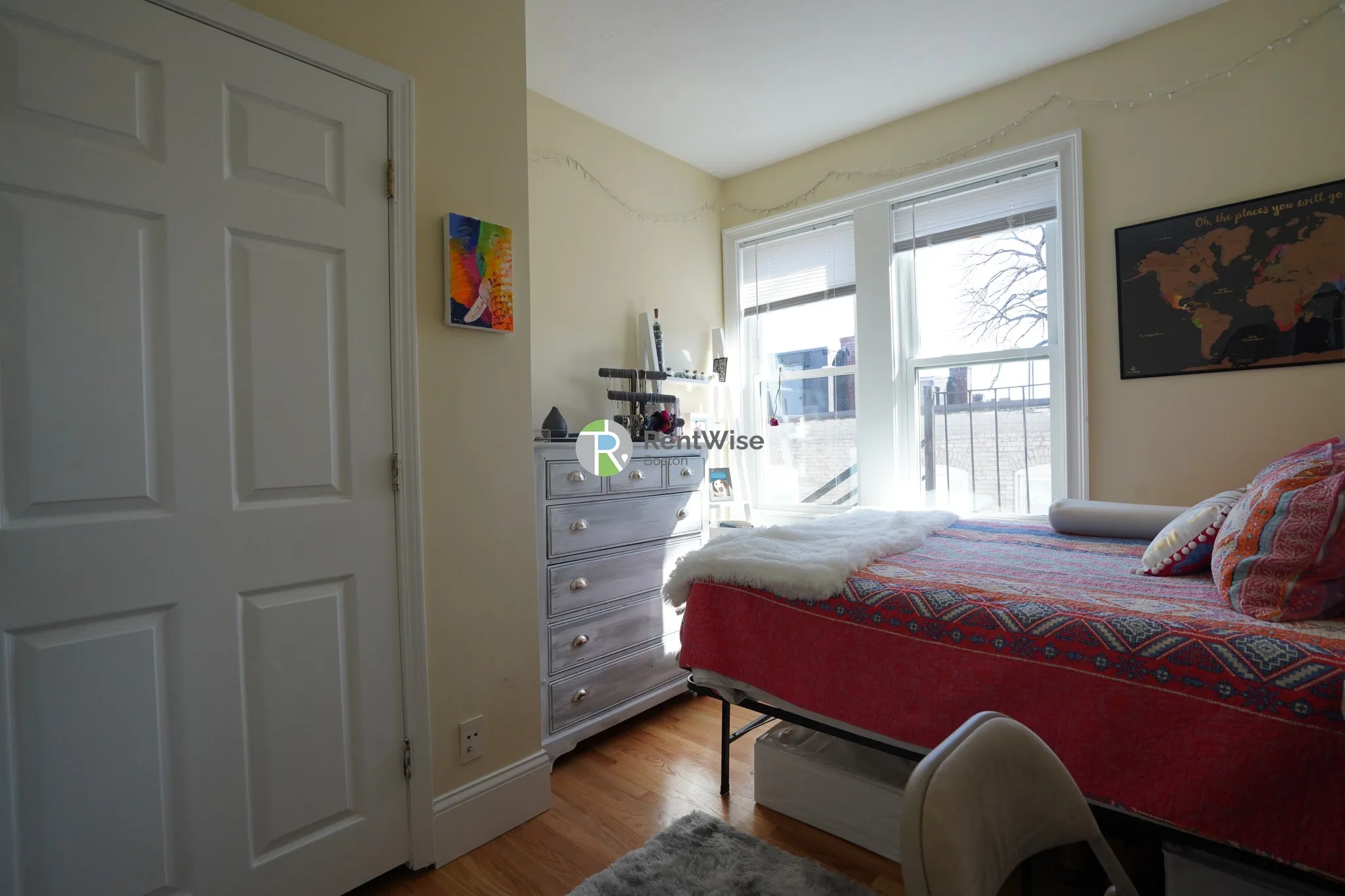 3 bed, 1 bath apartment for rent at 10 Lorraine Ter Unit 3, Allston — photo 16 of 20