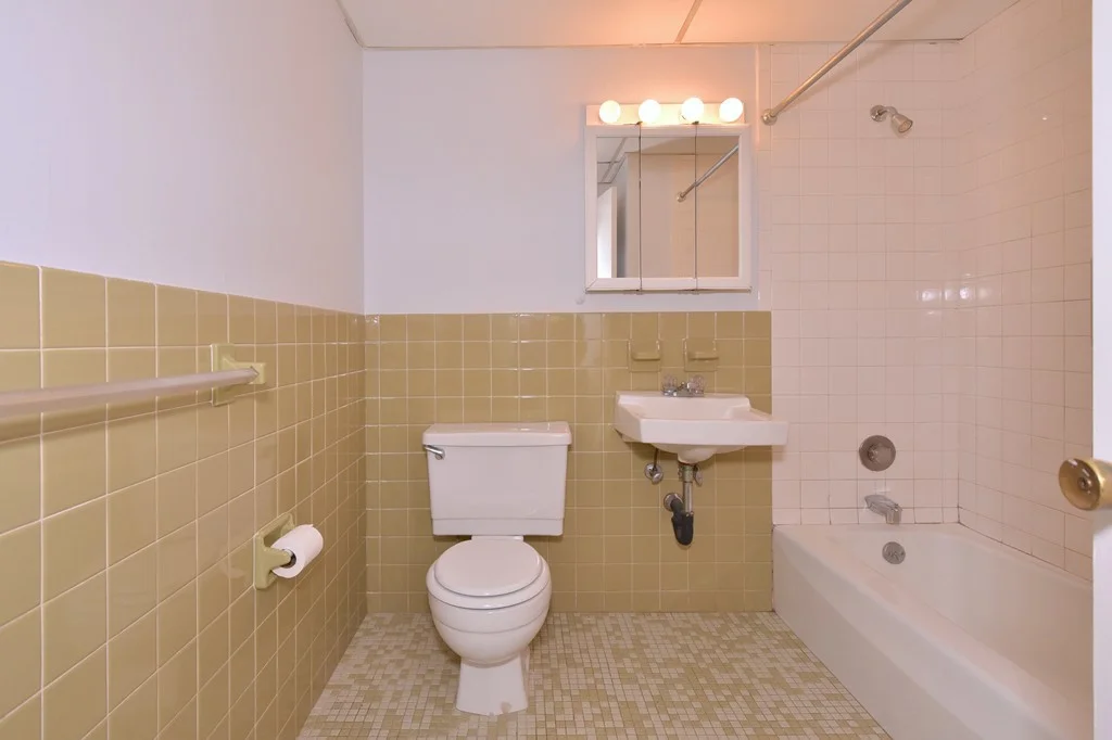 1 bed, 1 bath apartment for rent at 10 Main St Unit 408, Framingham — photo 15 of 23