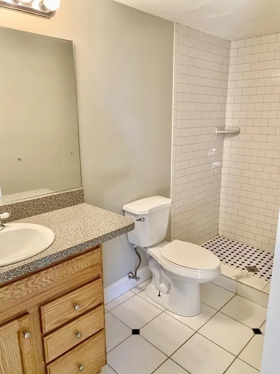 1 bed, 2 bath apartment for rent at 10 Malta St Unit 6, Hull — photo 10 of 15