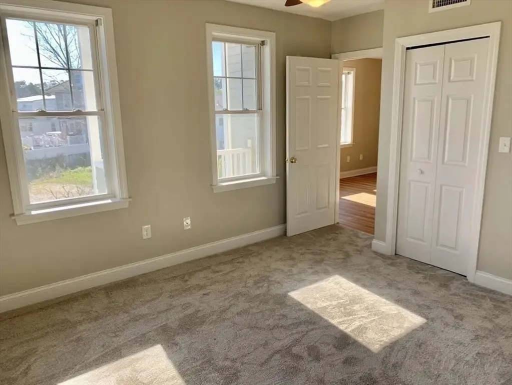 1 bed, 2 bath apartment for rent at 10 Malta St Unit 6, Hull — photo 9 of 15