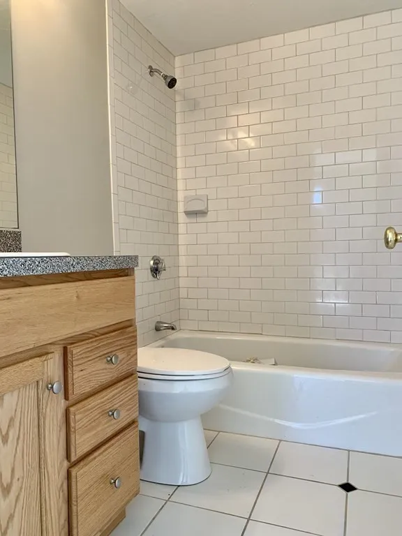 1 bed, 2 bath apartment for rent at 10 Malta St Unit 6, Hull — photo 13 of 15