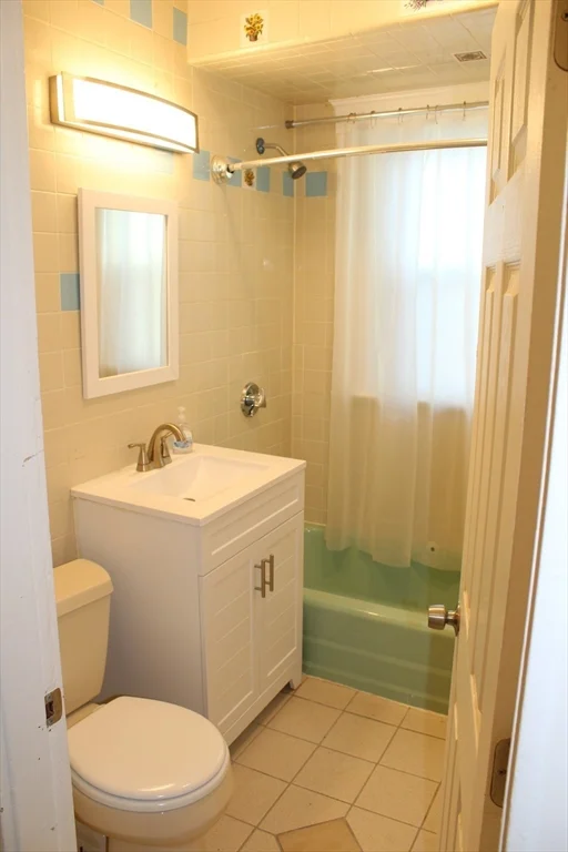 2 bed, 1 bath apartment for rent at 10 Mattakeeset St Unit 1, Mattapan — photo 8 of 12