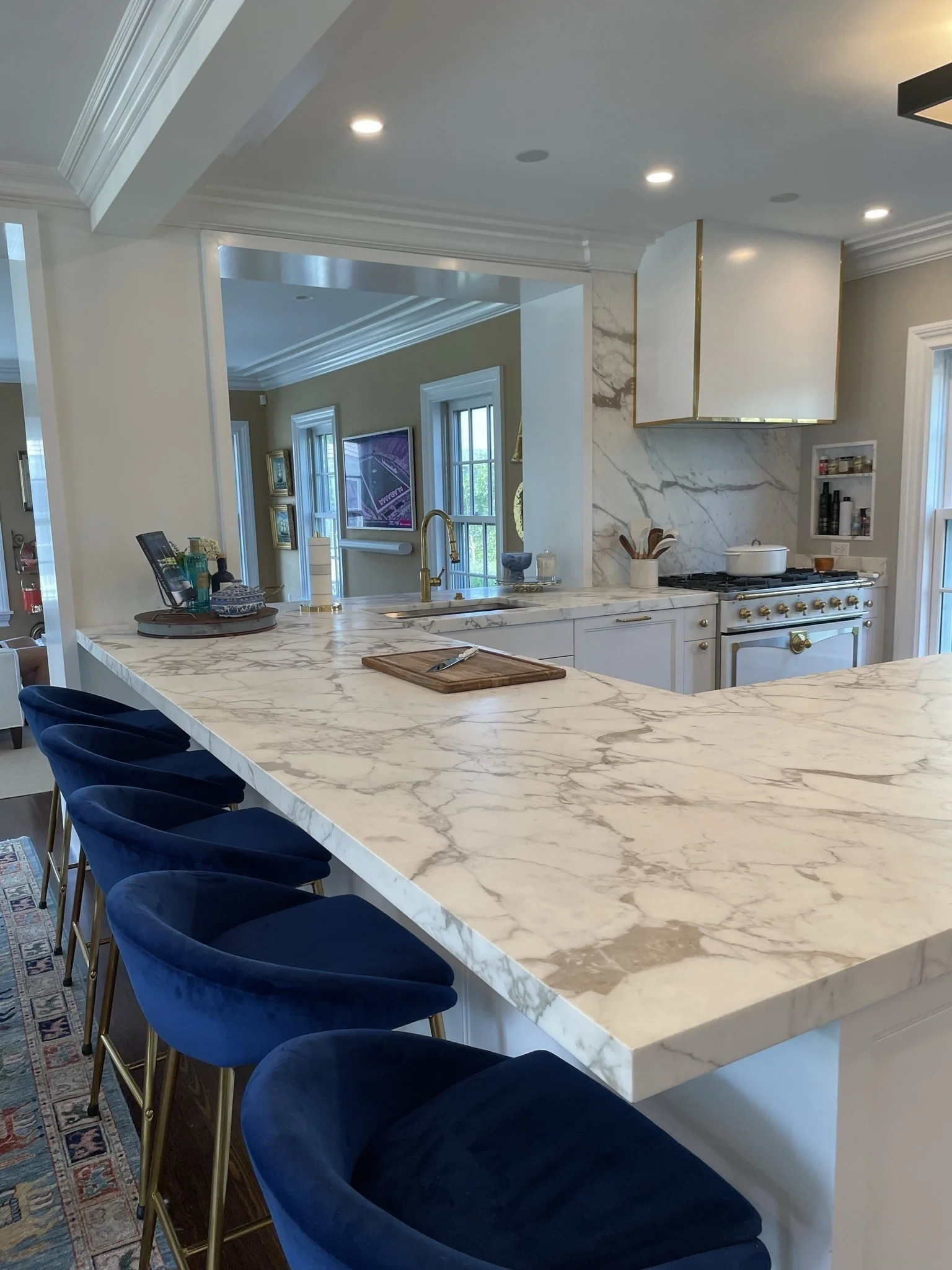 8+ bed, 4+ bath apartment for rent at 10 Mayhew, Nantucket — photo 6 of 42