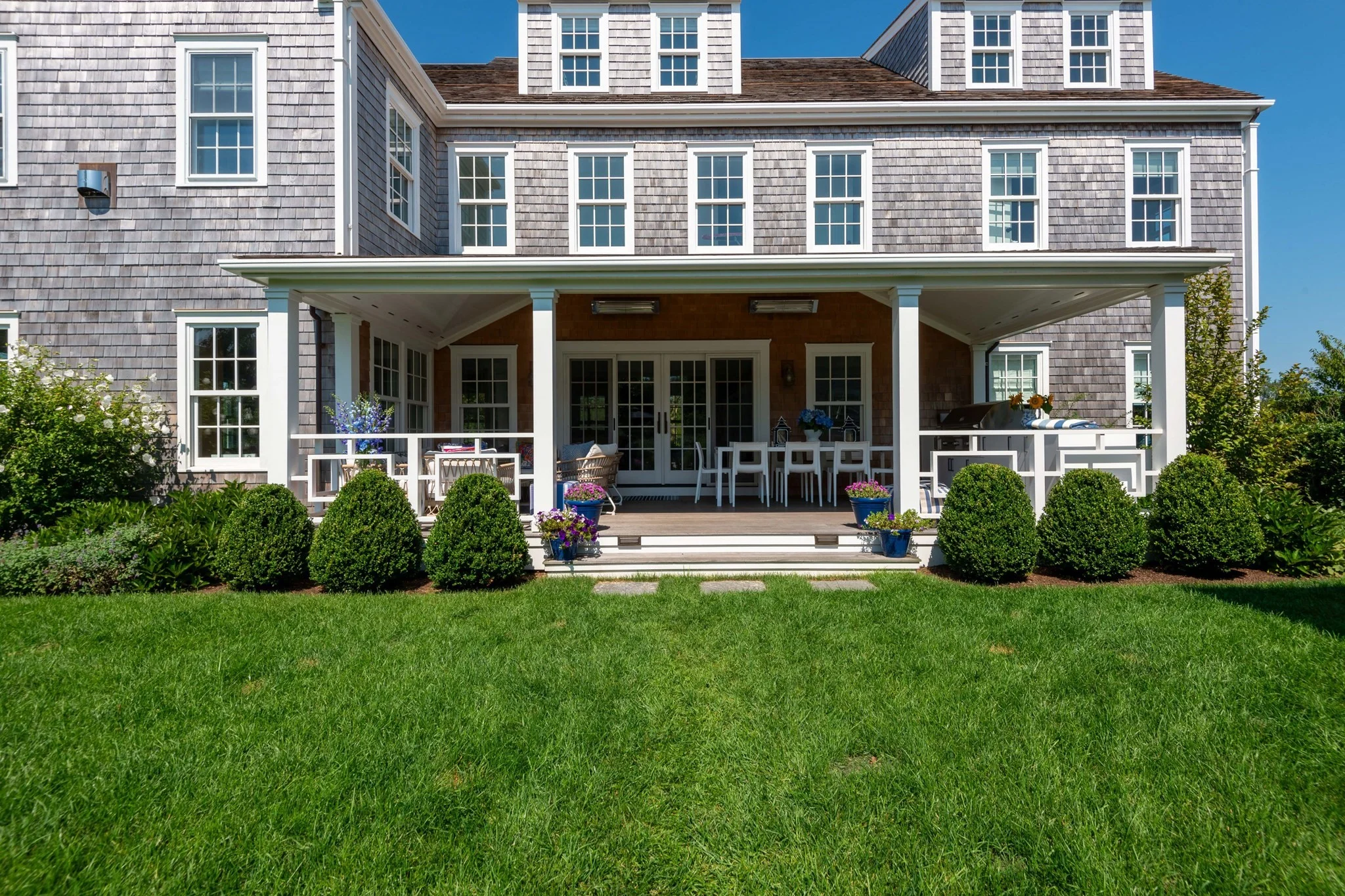 8+ bed, 4+ bath apartment for rent at 10 Mayhew, Nantucket — photo 40 of 42