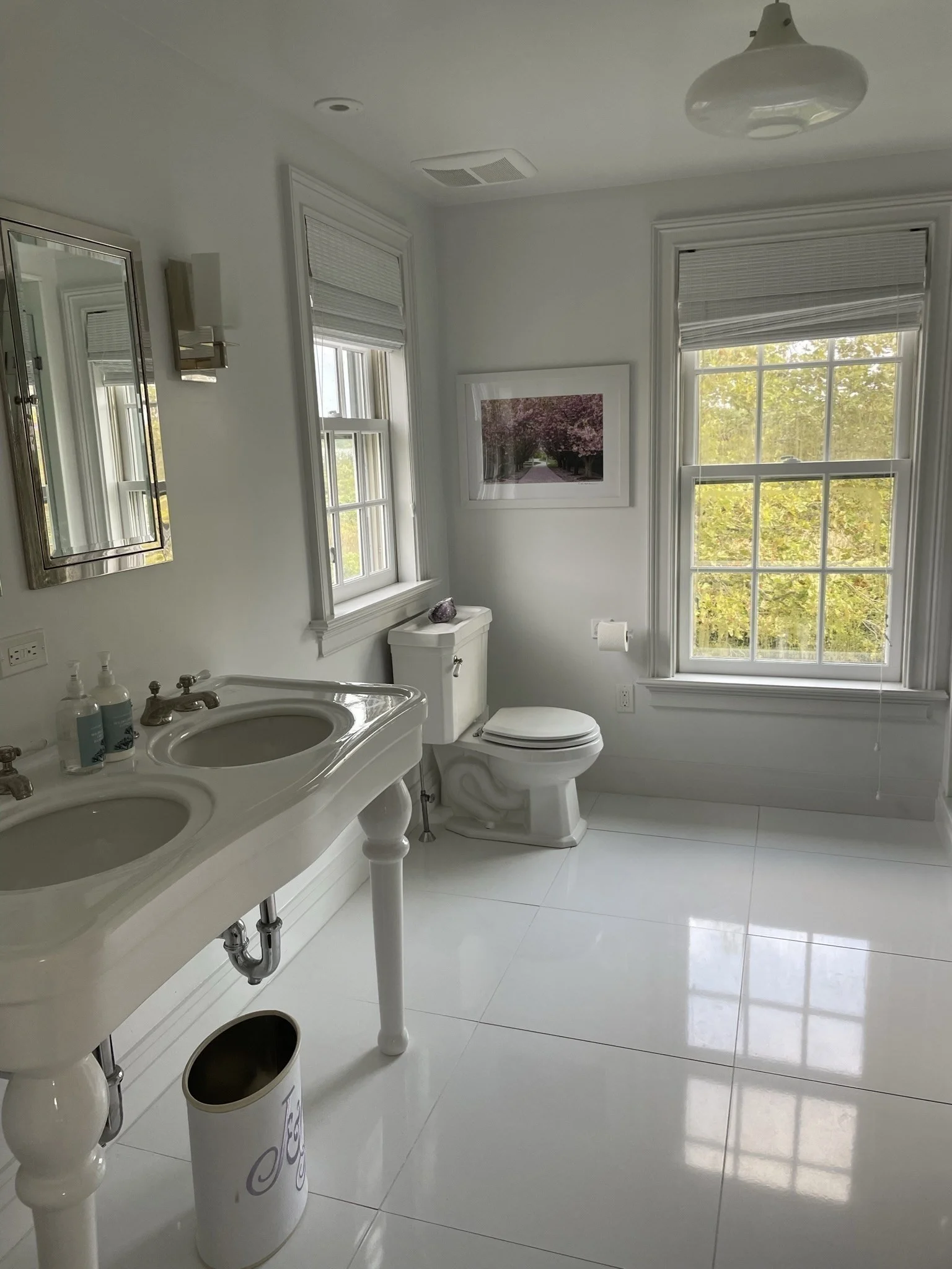 8+ bed, 4+ bath apartment for rent at 10 Mayhew, Nantucket — photo 14 of 42