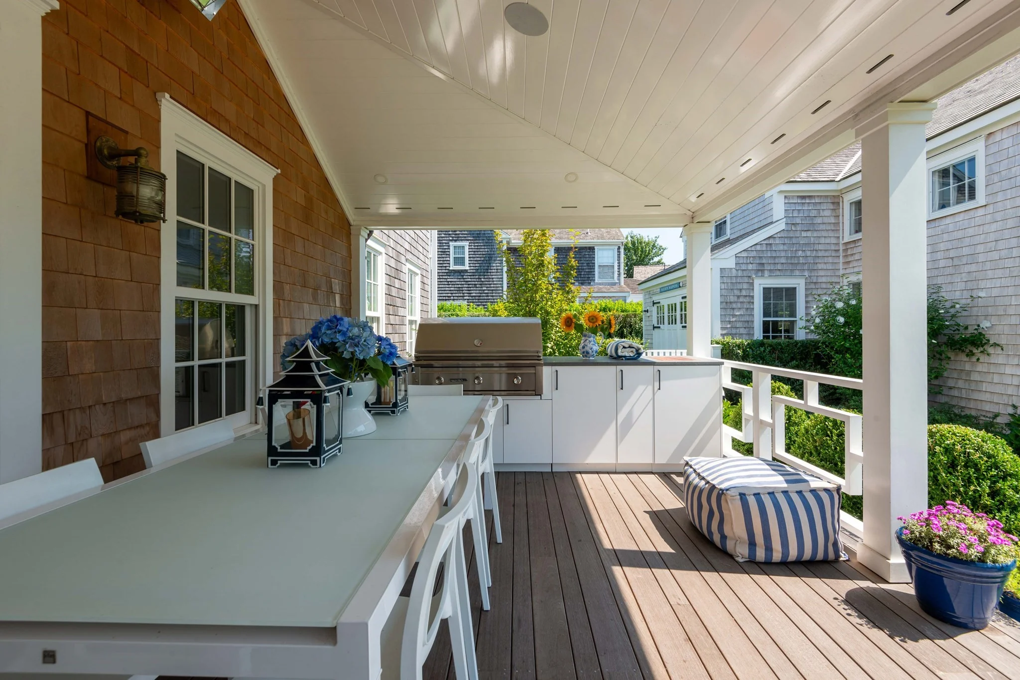 8+ bed, 4+ bath apartment for rent at 10 Mayhew, Nantucket — photo 41 of 42