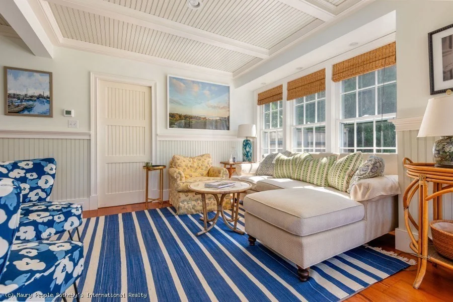 8+ bed, 4+ bath apartment for rent at 10 Mayhew, Nantucket — photo 29 of 42