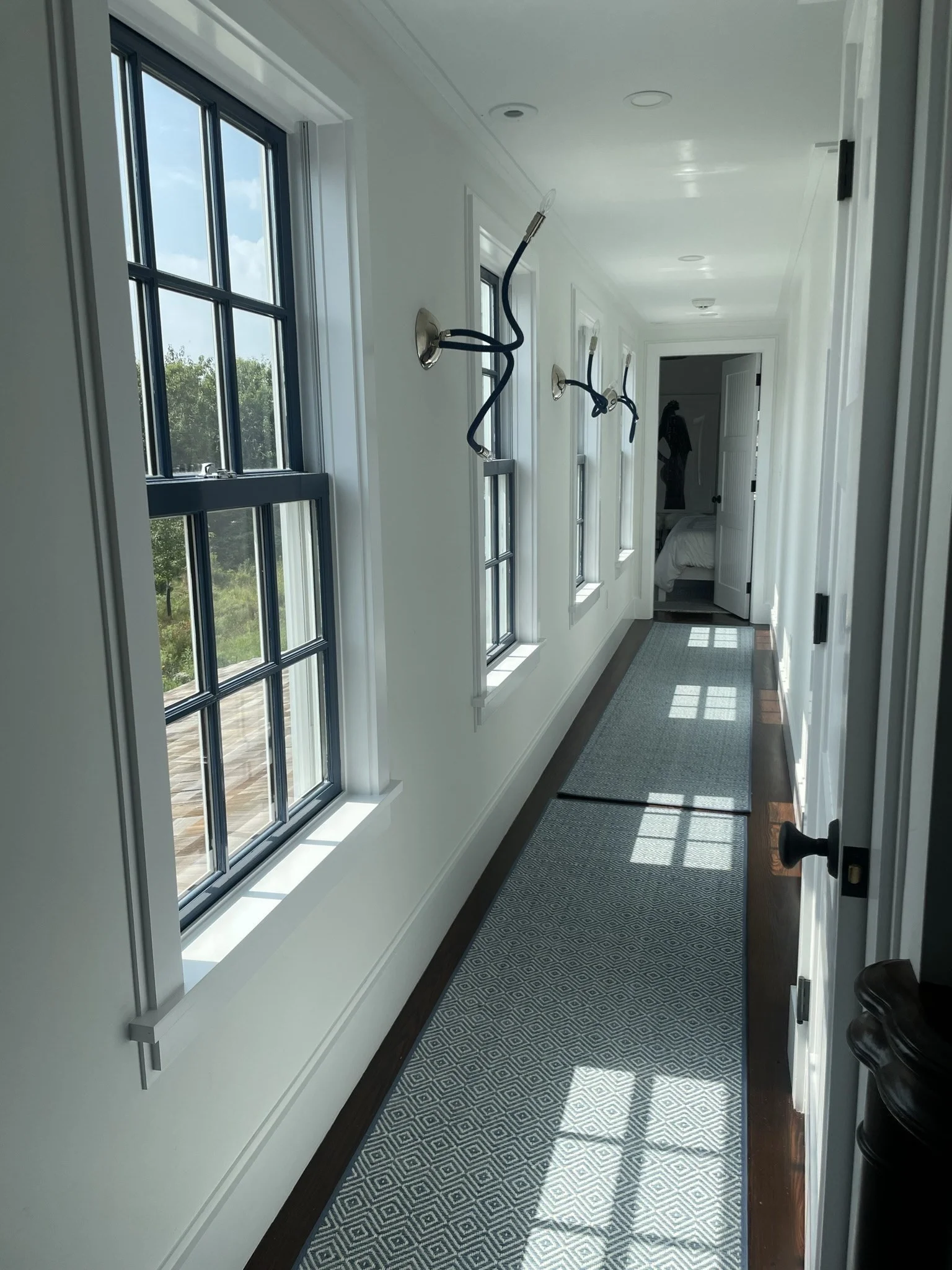 8+ bed, 4+ bath apartment for rent at 10 Mayhew, Nantucket — photo 13 of 42