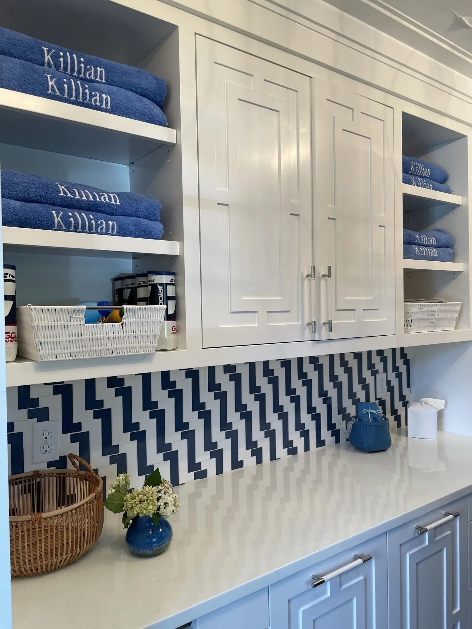 8+ bed, 4+ bath apartment for rent at 10 Mayhew, Nantucket — photo 10 of 42