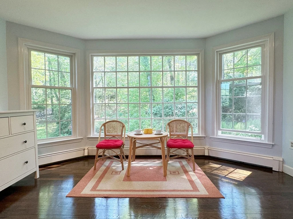 3 bed, 2 bath apartment for rent at 10 Meadowview Rd, Wayland — photo 8 of 33
