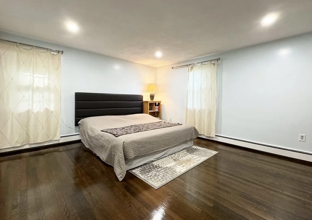 3 bed, 2 bath apartment for rent at 10 Meadowview Rd, Wayland — photo 16 of 33