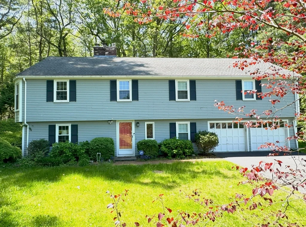 3 bed, 2 bath apartment for rent at 10 Meadowview Rd, Wayland — photo 4 of 33