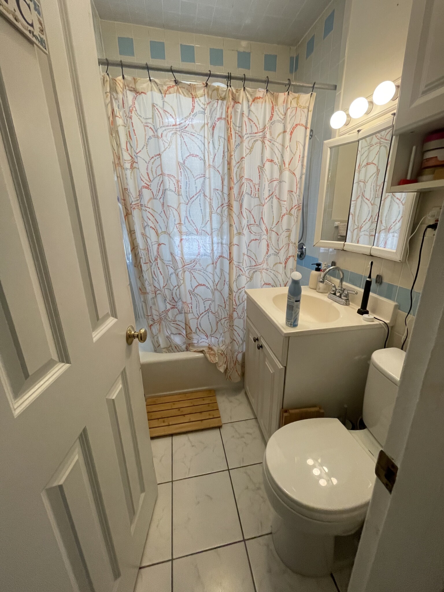 2 bed, 1 bath apartment for rent at 10 Melvin Ave Unit 3, Brighton — photo 5 of 7