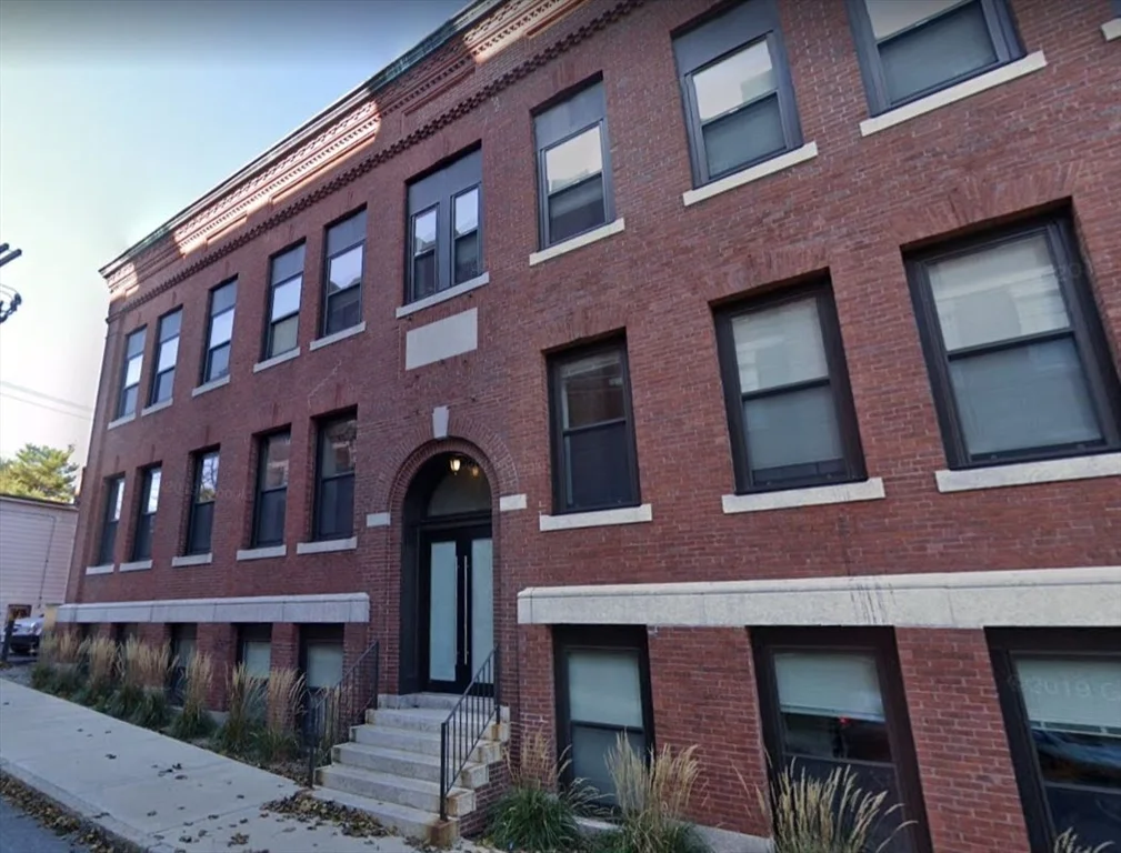 1 bed, 1 bath apartment for rent at 10 Merrymount Rd Unit 405, Quincy