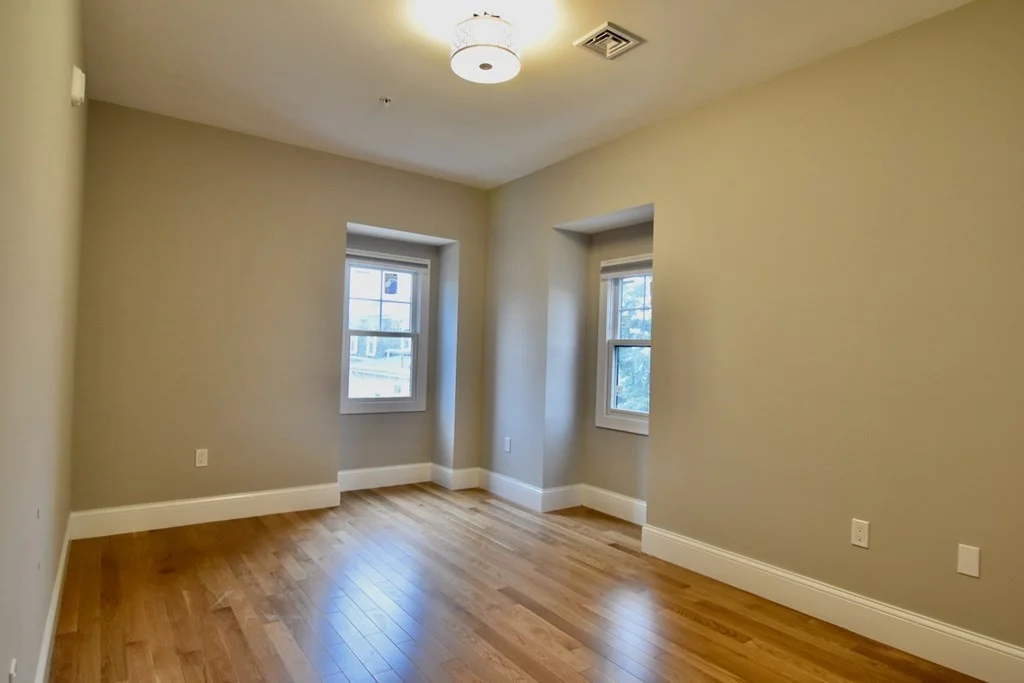 2 bed, 1 bath apartment for rent at 10 Midland St Unit 3, Dorchester — photo 15 of 25
