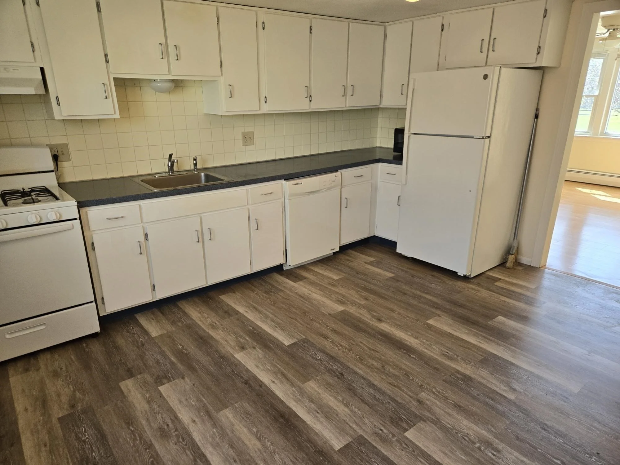 2 bed, 1 bath apartment for rent at 10 Mikles Standish Dr Unit 6, Bradford — photo 4 of 17