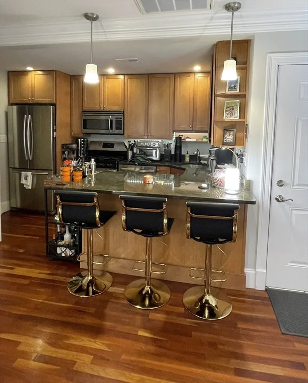 2 bed, 1 bath apartment for rent at 10 Mitchell St Unit 2, South Boston — photo 7 of 17