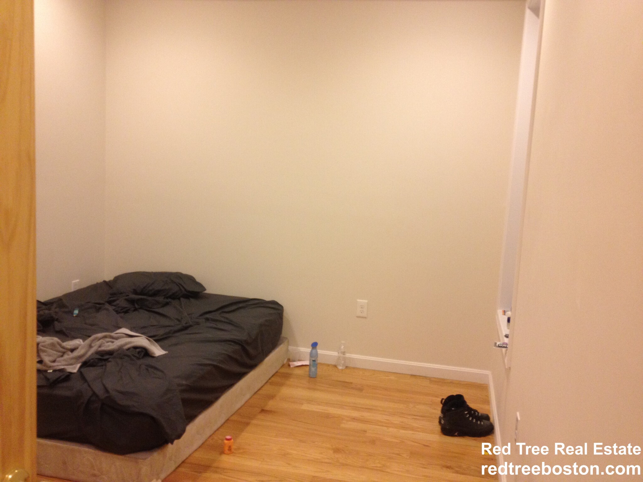 5 bed, 2 bath apartment for rent at 10 Moreland St Unit 1, Roxbury — photo 8 of 21