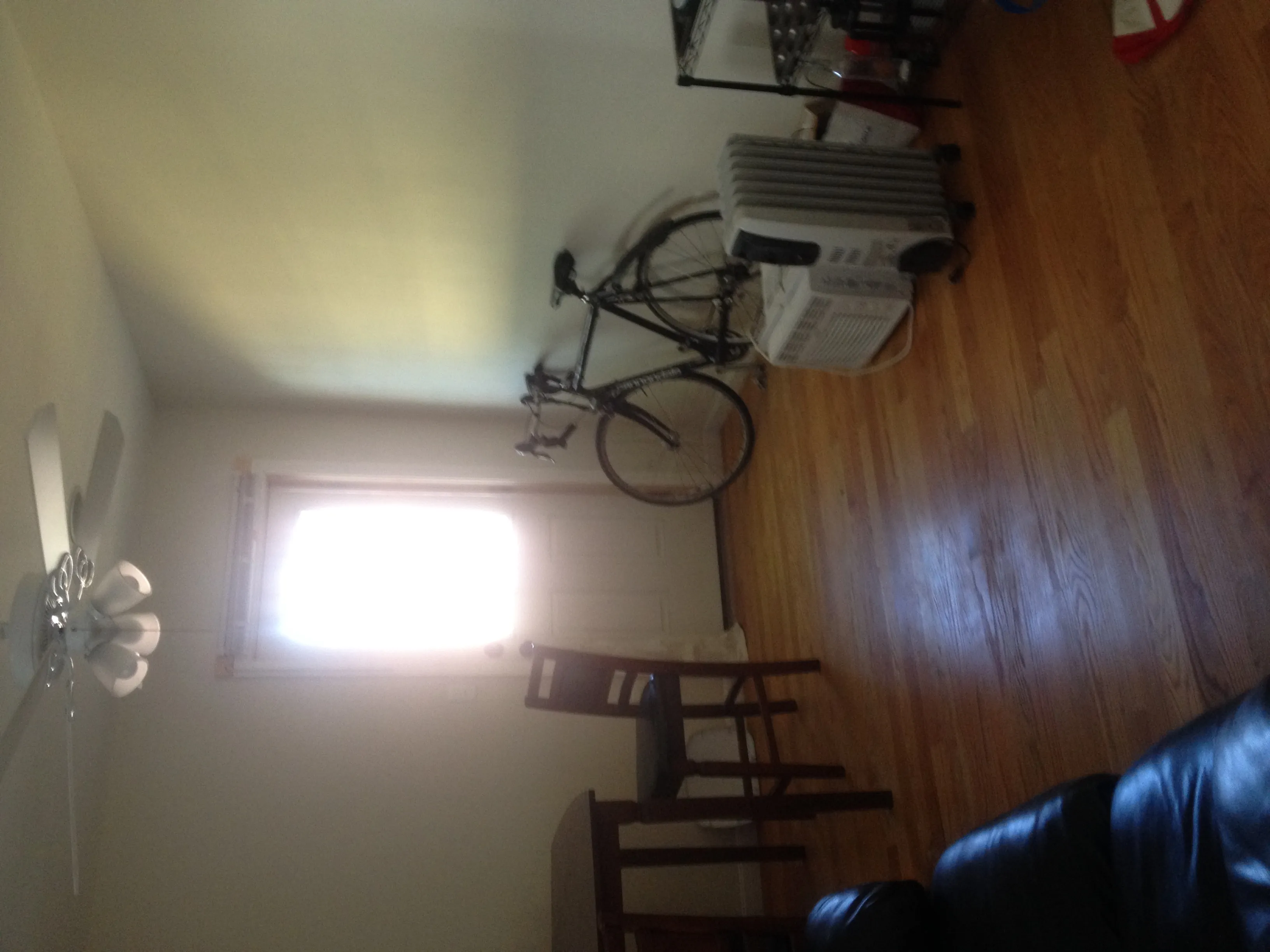 4 bed, 1.5 bath apartment for rent at 10 Moreland St Unit 2, Roxbury — photo 4 of 12