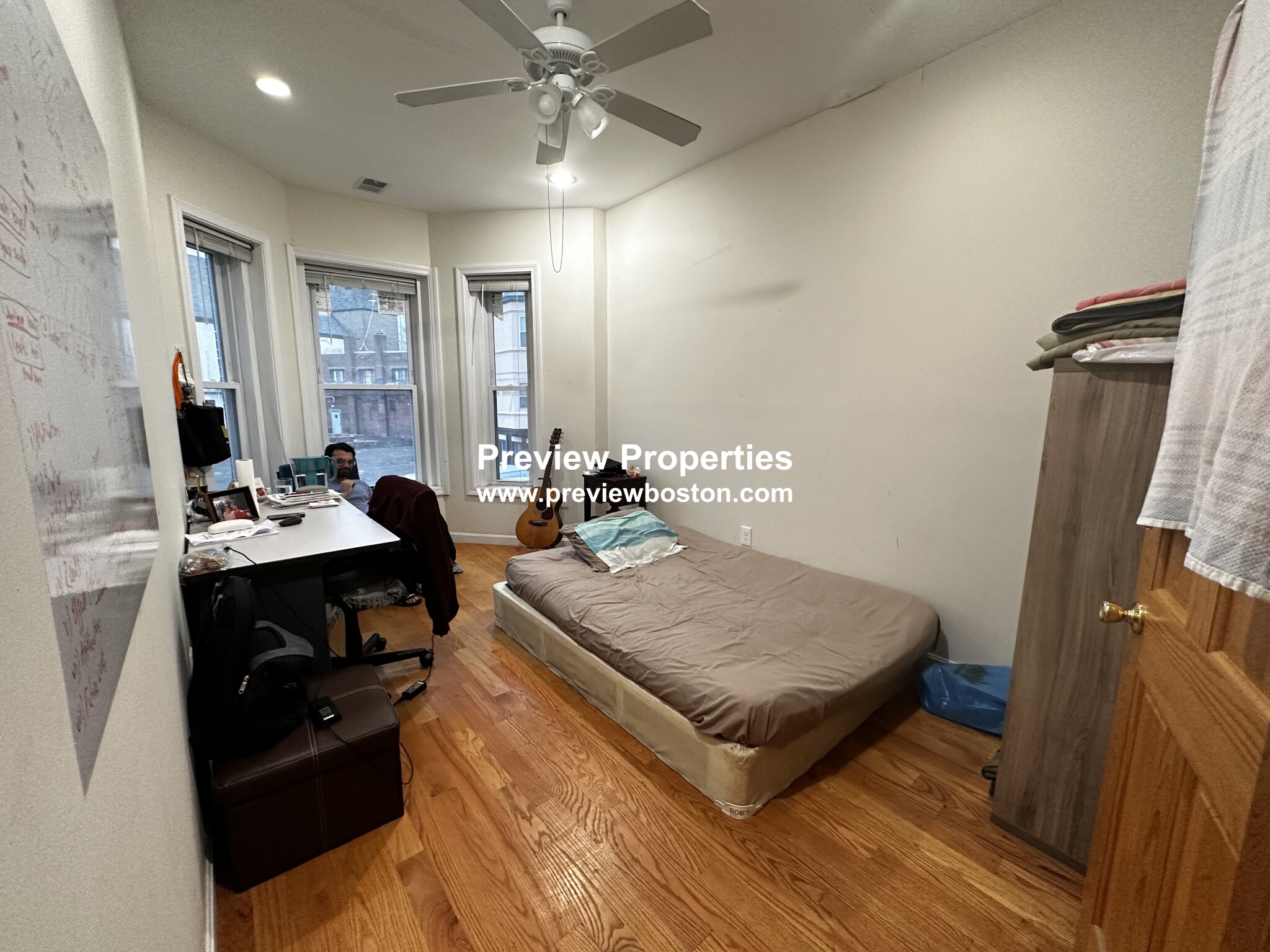 4 bed, 1.5 bath apartment for rent at 10 Moreland Unit 2P, Roxbury — photo 7 of 18
