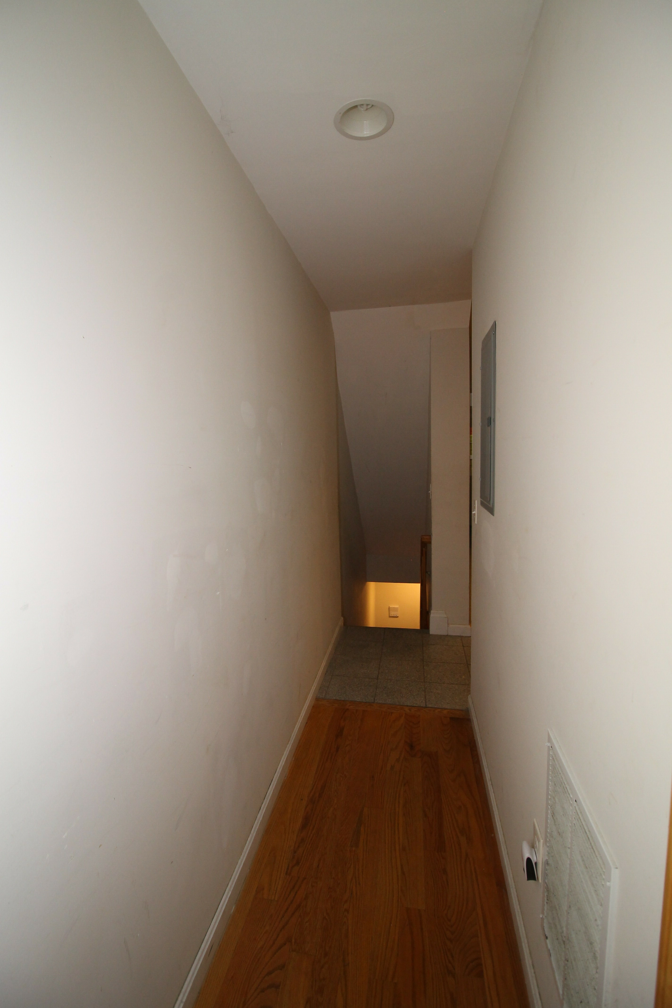 4 bed, 1.5 bath apartment for rent at 10 Moreland Unit 2P, Roxbury — photo 18 of 18