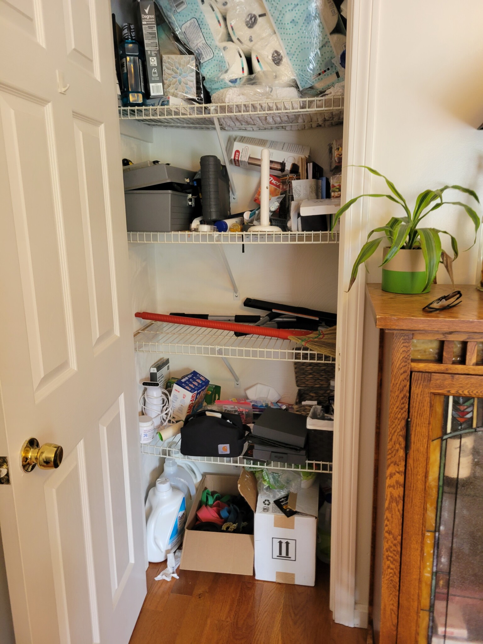 2 bed, 1 bath apartment for rent at 10 Morgan Pl Unit 2, Nonantum — photo 7 of 12