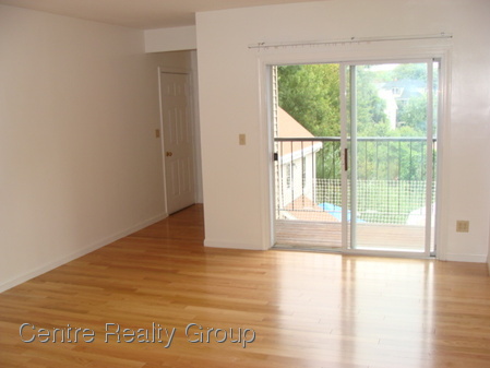 2 bed, 1 bath apartment for rent at 10 Morgan Pl Unit 4, Newton Corner — photo 2 of 4
