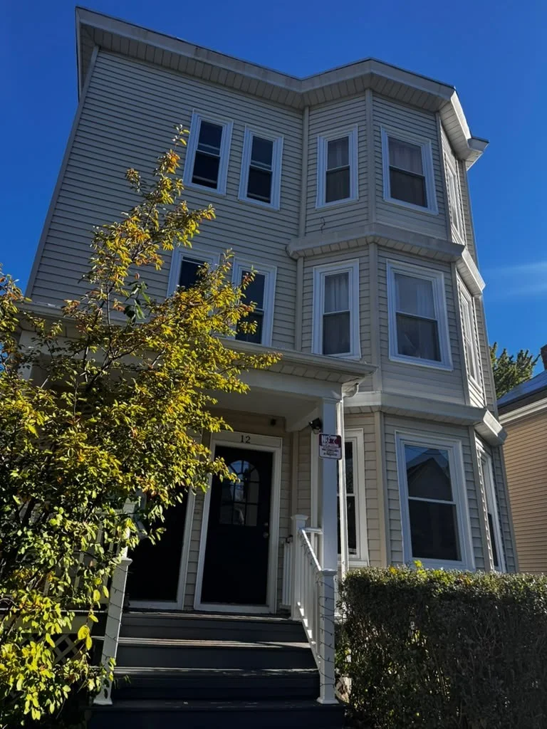 2 bed, 1 bath apartment for rent at 10 Morrill Pl Unit 1, Lynn