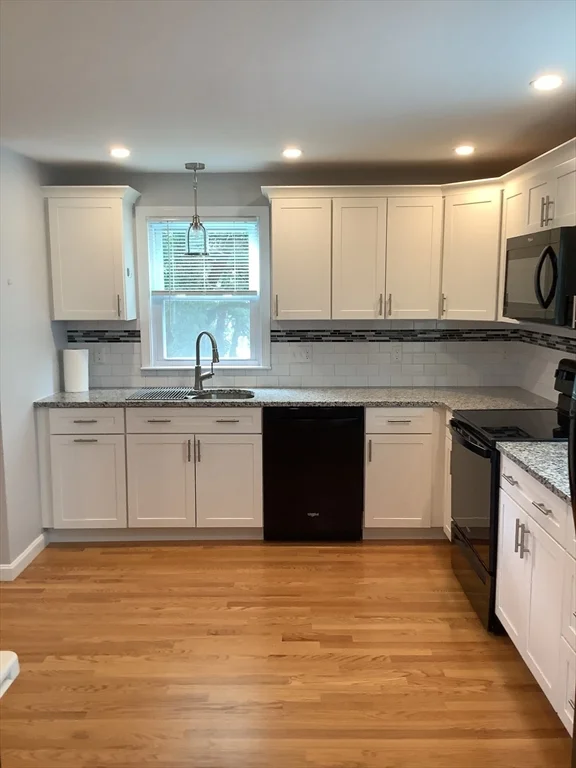 2 bed, 1 bath apartment for rent at 10 Moulton Ct Unit 10, Beverly — photo 6 of 21