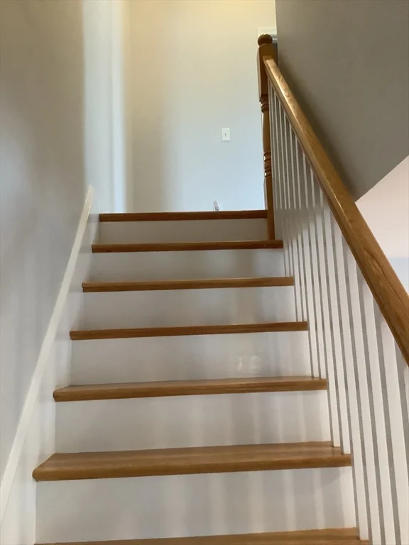 2 bed, 1 bath apartment for rent at 10 Moulton Ct Unit 10, Beverly — photo 8 of 21