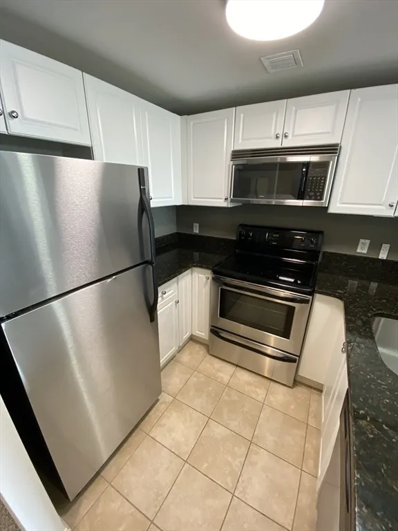 1 bed, 1 bath apartment for rent at 10 Museum Way Unit 1523, East Cambridge — photo 9 of 33