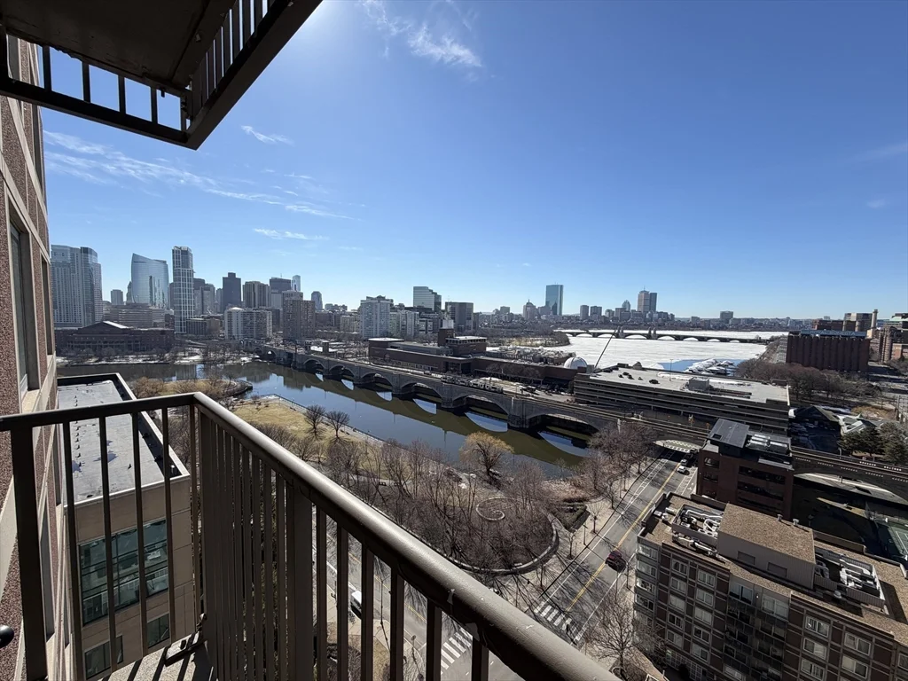 1 bed, 1 bath apartment for rent at 10 Museum Way Unit 1923, East Cambridge — photo 3 of 39