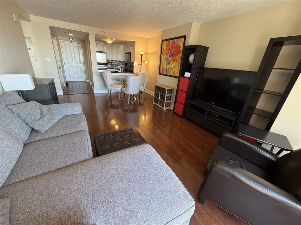 1 bed, 1 bath apartment for rent at 10 Museum Way Unit 1923, East Cambridge — photo 8 of 39