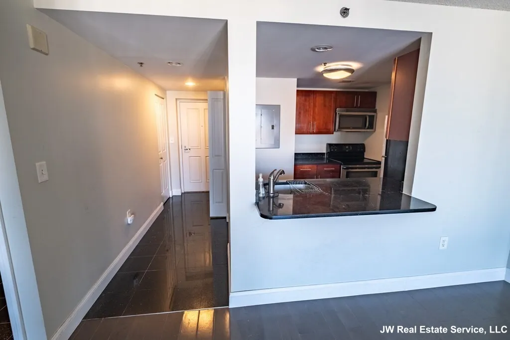 1 bed, 1 bath apartment for rent at 10 Museum Way Unit 1928, East Cambridge — photo 5 of 21