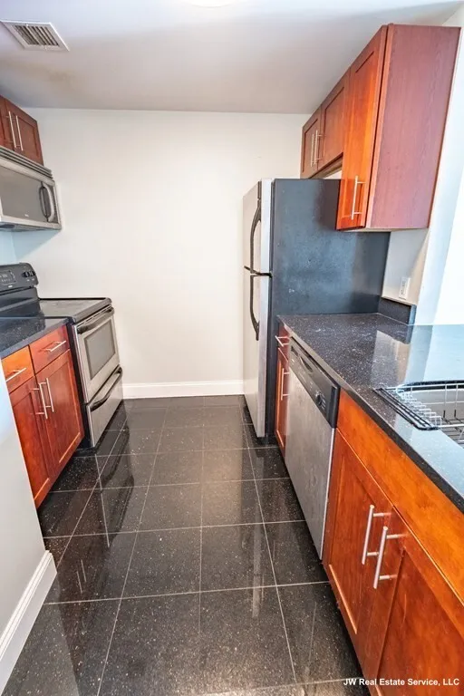 1 bed, 1 bath apartment for rent at 10 Museum Way Unit 1928, East Cambridge — photo 3 of 21