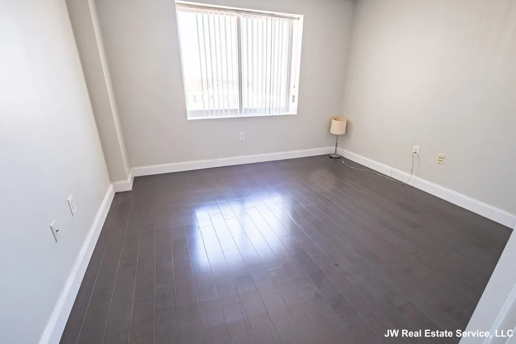 1 bed, 1 bath apartment for rent at 10 Museum Way Unit 1928, East Cambridge — photo 10 of 21