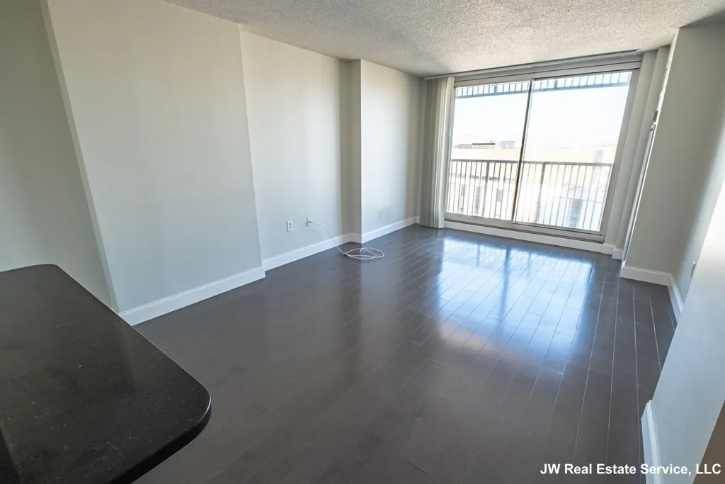 1 bed, 1 bath apartment for rent at 10 Museum Way Unit 1928, East Cambridge — photo 6 of 21