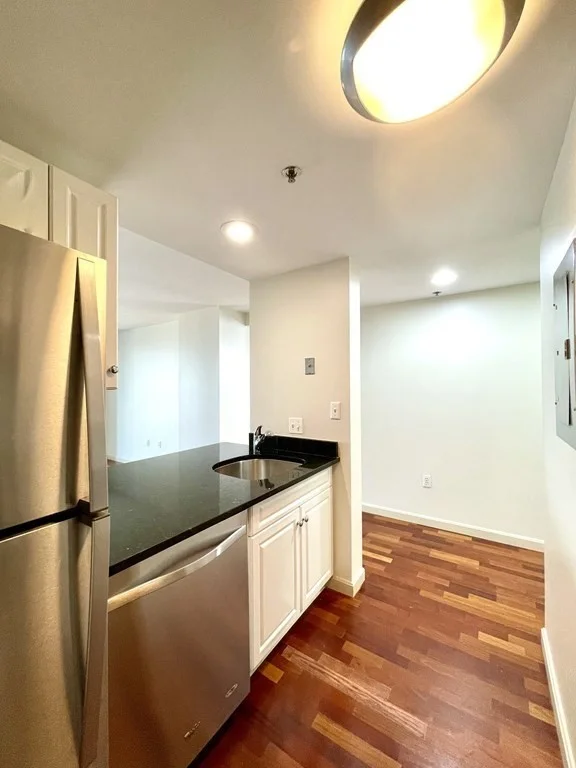 1 bed, 1 bath apartment for rent at 10 Museum Way Unit 2128, East Cambridge — photo 5 of 15
