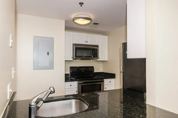 1 bed, 1 bath apartment for rent at 10 Museum Way Unit 2128, East Cambridge — photo 4 of 15