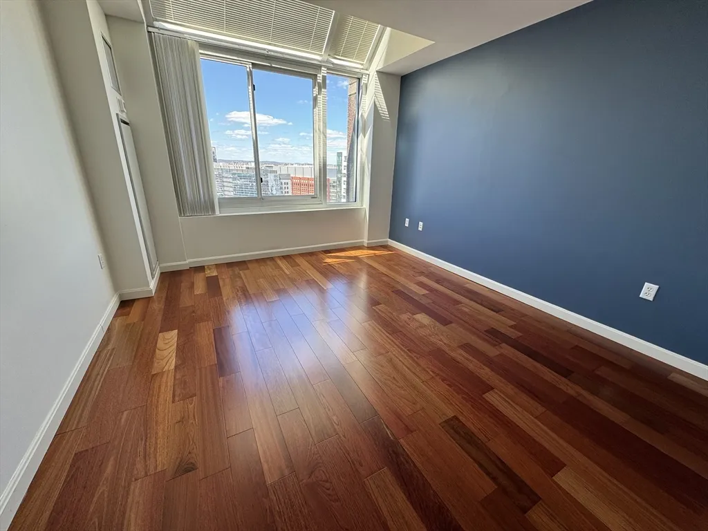 1 bed, 1 bath apartment for rent at 10 Museum Way Unit 2425, East Cambridge — photo 10 of 38