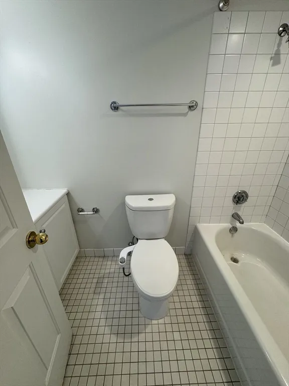 1 bed, 1 bath apartment for rent at 10 Museum Way Unit 2425, East Cambridge — photo 17 of 38