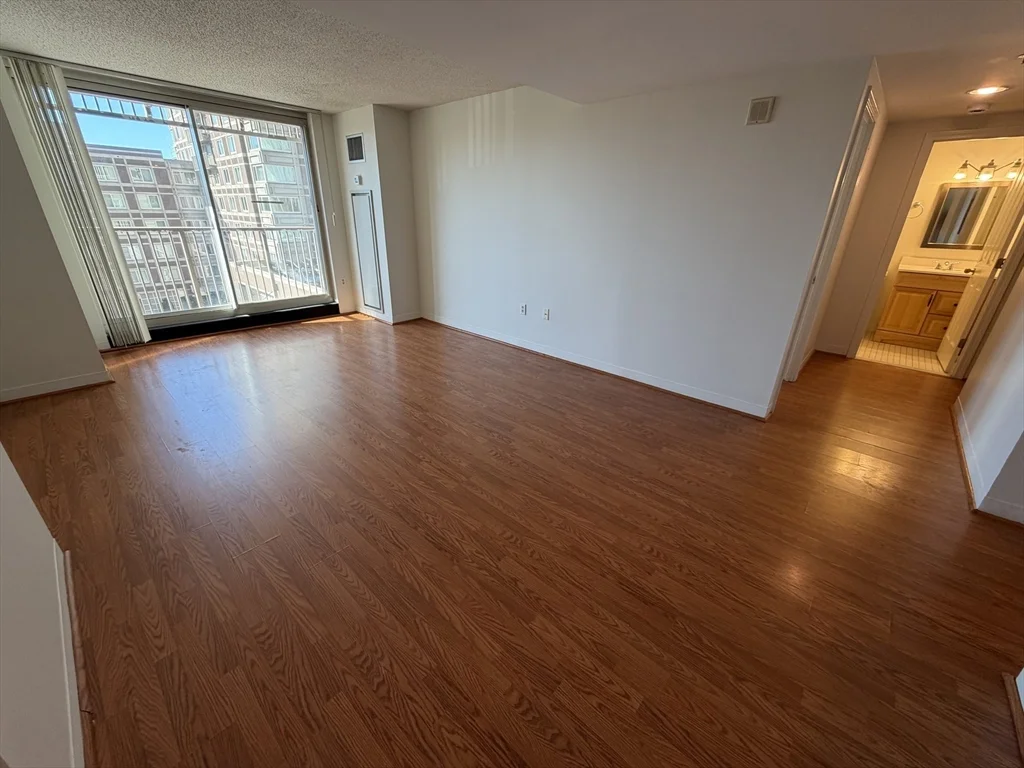 1 bed, 1 bath apartment for rent at 10 Museum Way Unit 523, East Cambridge — photo 2 of 31