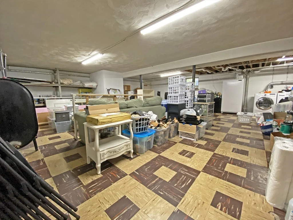 3 bed, 2 bath apartment for rent at 10 Nardone Rd, Newton Center — photo 18 of 19