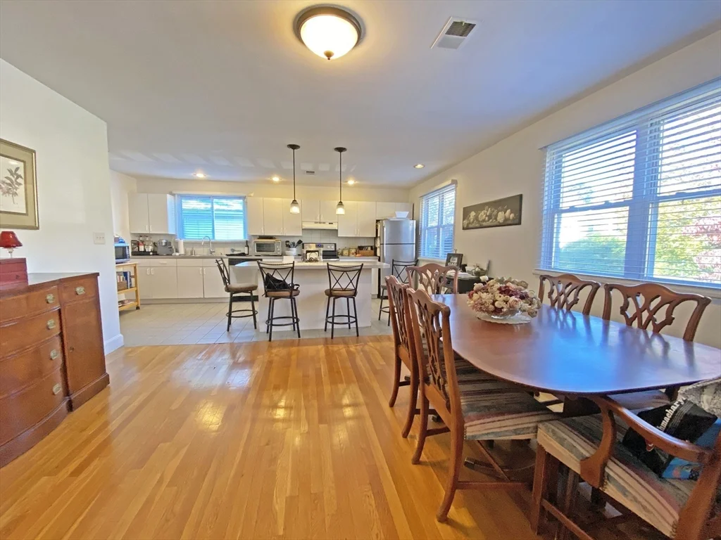3 bed, 2 bath apartment for rent at 10 Nardone Rd, Newton Center — photo 5 of 19