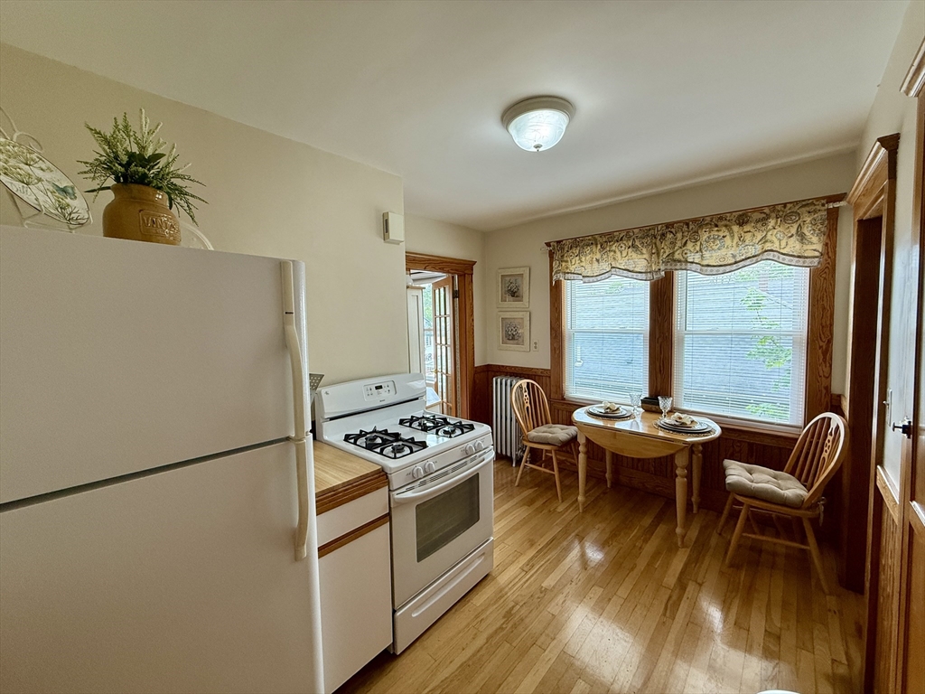 2 bed, 1 bath apartment for rent at 10 Newcastle Rd Unit 2, Peabody — photo 5 of 19