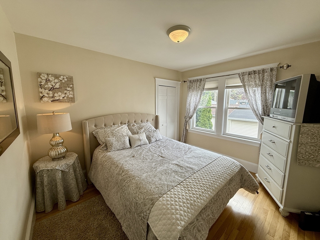 2 bed, 1 bath apartment for rent at 10 Newcastle Rd Unit 2, Peabody — photo 11 of 19